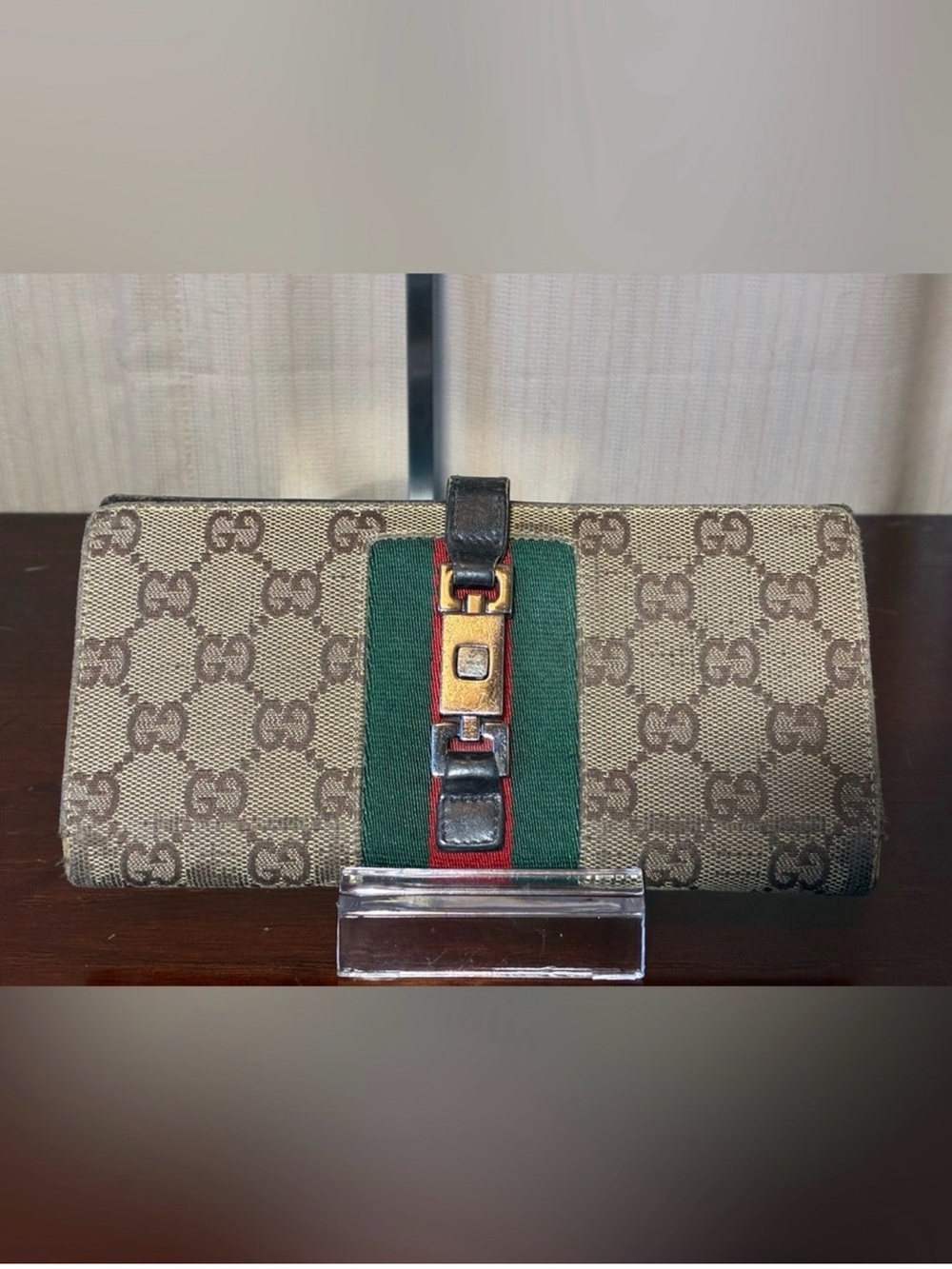 Gucci Beige GG Supreme Wallet with Green and Red Stripe